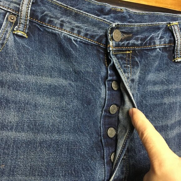 Levis Mens 501 Original Fit Blue Jeans size 40x34 Premium Denim Button Fly - Picture 9 of 15